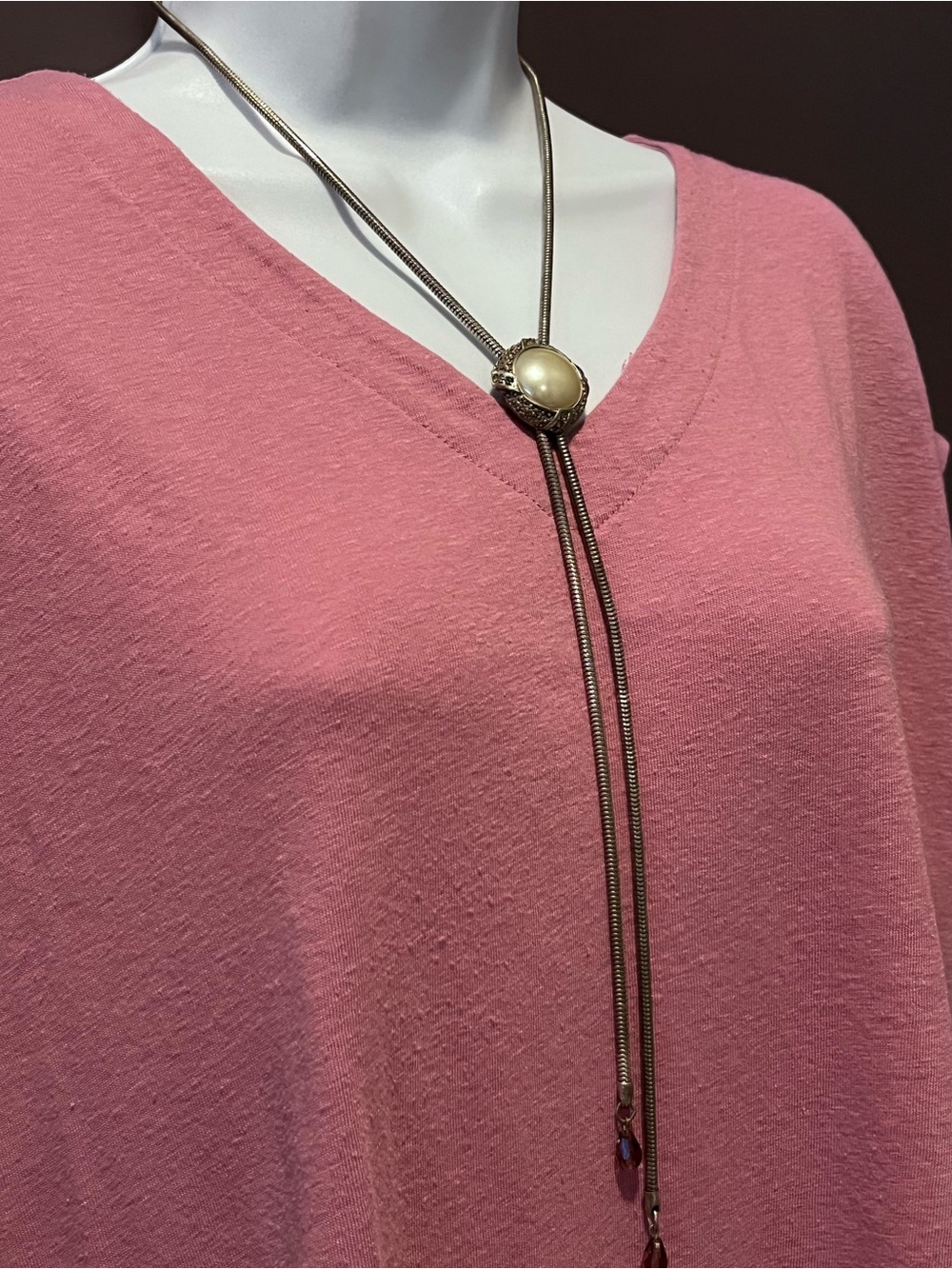 Silver-Tone Lariat Necklace w/ Cream Pearl Cabochon Pendant & Crystal Accents